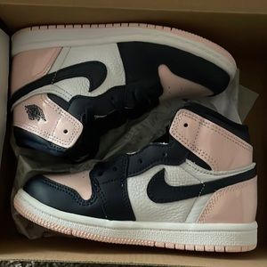 Jordan 1 bubble gum
